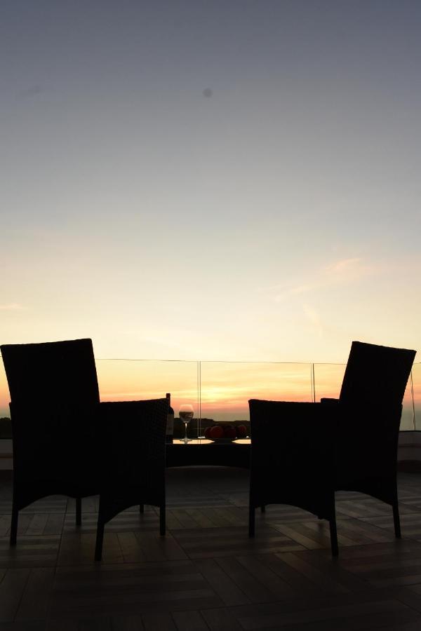 Sunset And Seaview Apartment -Brand New Mellieħa Exterior foto
